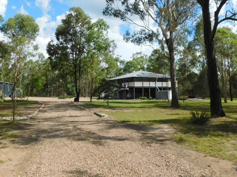 Beautifully Renovated Classic Qlder with Dual Living