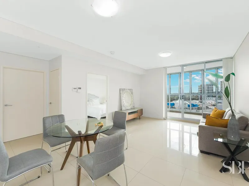 Perfectly Located Luxurious One Bedroom with North Facing View - FULLY FURNISHED!!!