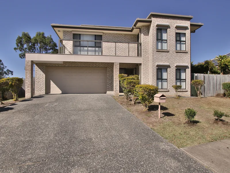 FAMILY HOME LOCATED IN QUIET LOCATION