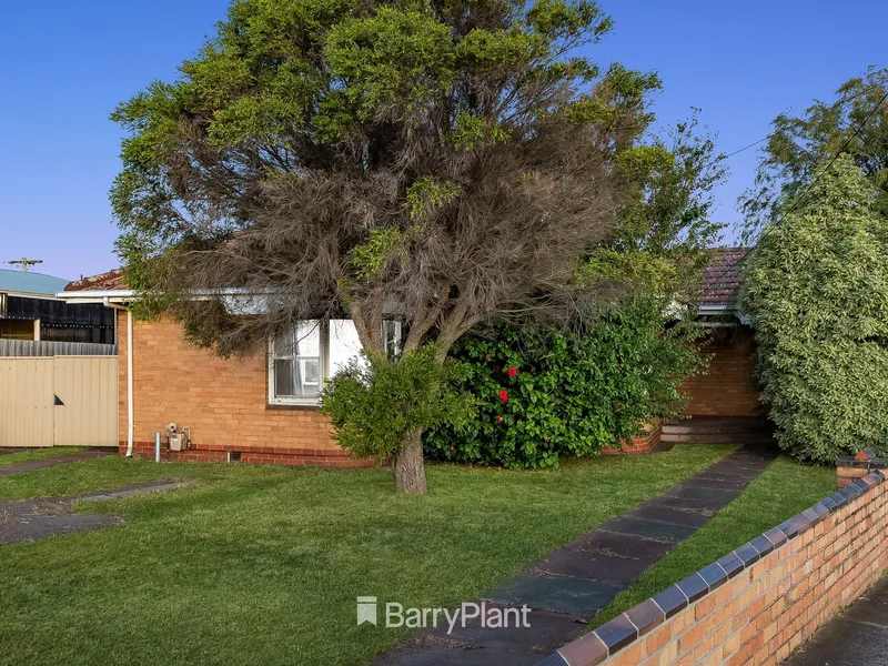 Geelong CBD and Waterfront precinct minutes away.