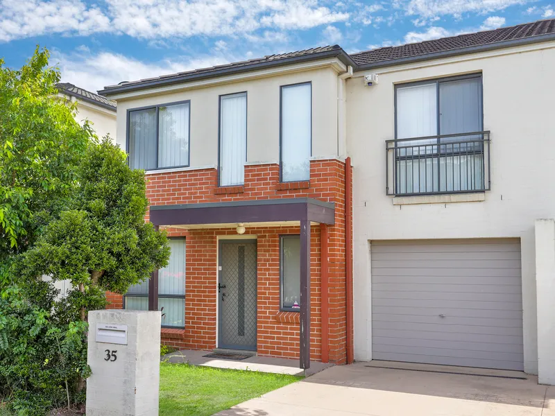 Delightful Duplex in Quiet Complex