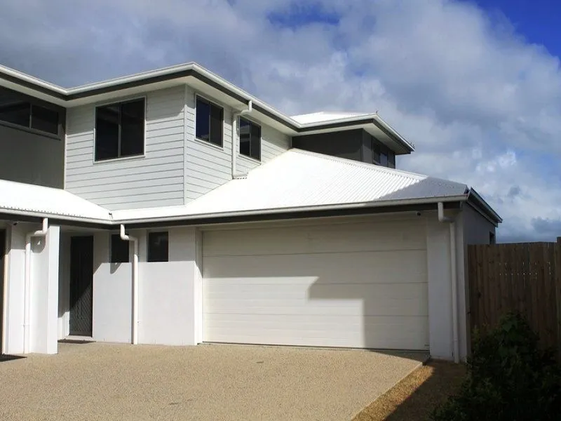 PERFECT OPPORTUNITY FOR A COMPANY - PRIME POSITION & FULLY FURNISHED!