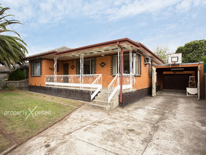 3 Bedroom Home in Springvale!