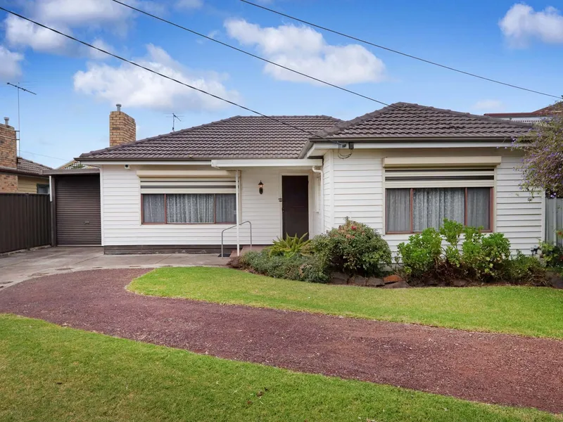 An astute investment or new build opportunity