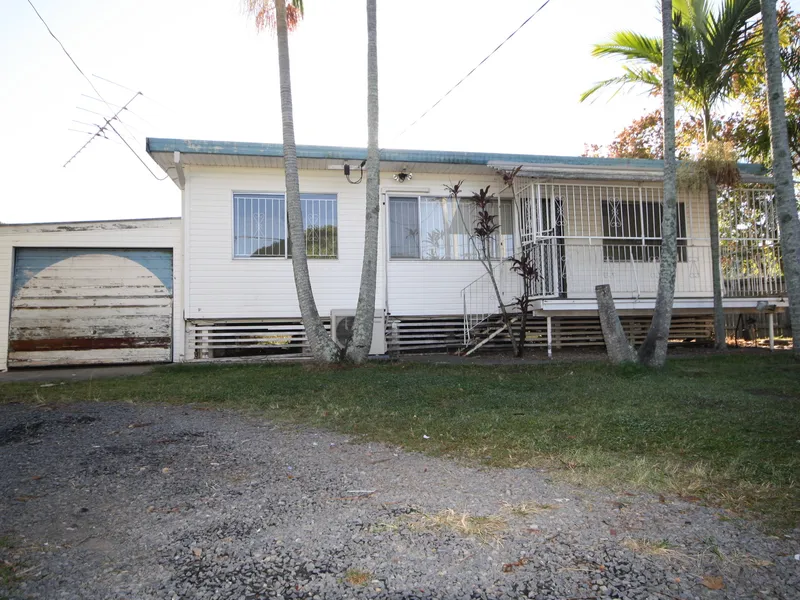 Second -to-None Location + Price!