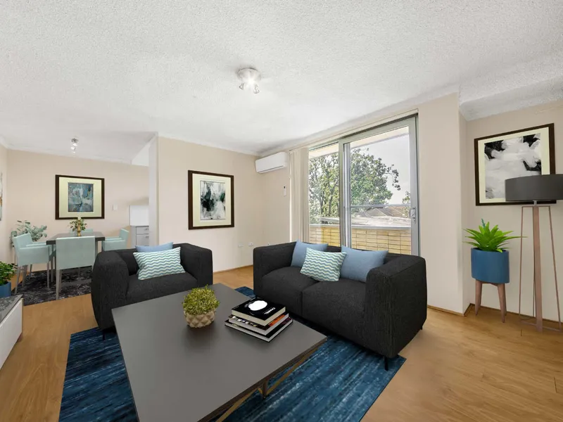 Centrally Located Two Bedroom Unit with Air Conditioning!