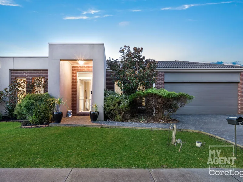 Spacious 3 Bed + 2 Bathroom Family Home