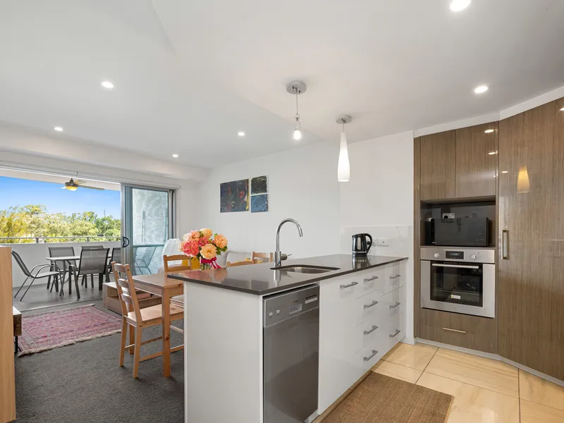 Contemporary 1 Bedroom Apartment in Central Sherwood