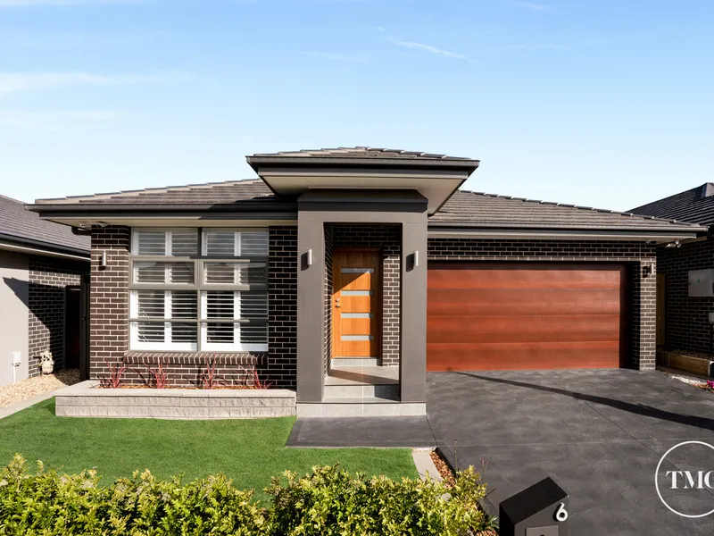 Stunning Family Home: 6 Buffalo Street, Oran Park