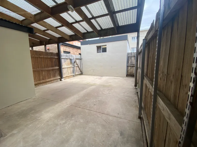 UNBEATABLE BEACHSIDE LIFESTYLE TOWNHOUSE