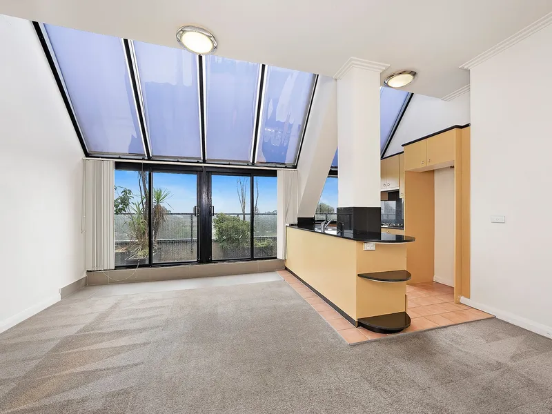 ICONIC ONE BEDROOM APARTMENT