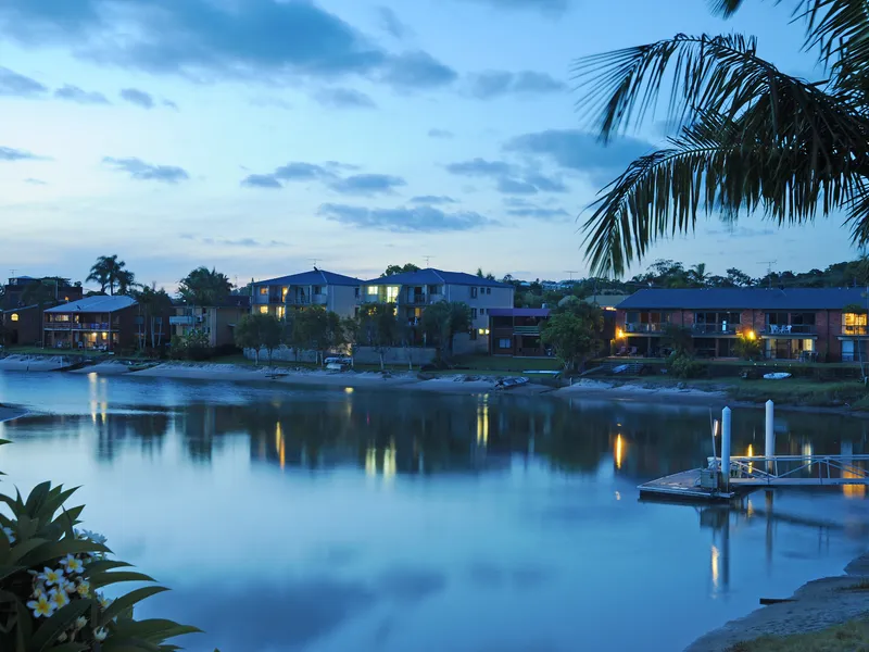 Wonderful Beach Lifestyle with Calming Canal Breezes
