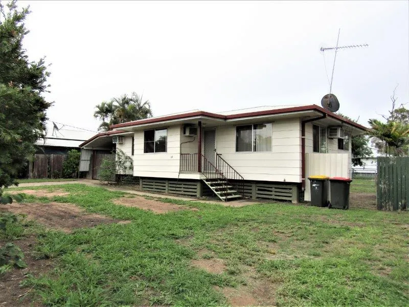 REFURBISHED HOME - EXCELLENT KITCHEN - LARGE LIVING - TIMBER FLOORING - PERGOLA AREA