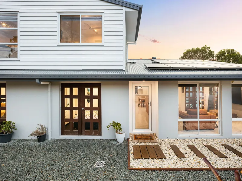 AUCTION - Online 10th of May (if not sold prior)