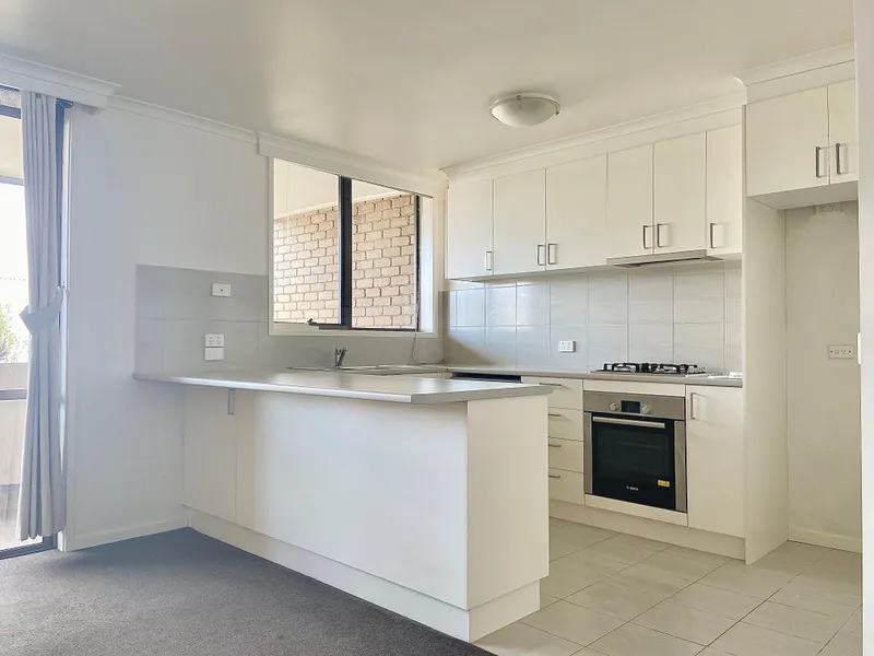 SUPERB APARTMENT IN A REMARKABLE LOCATION.