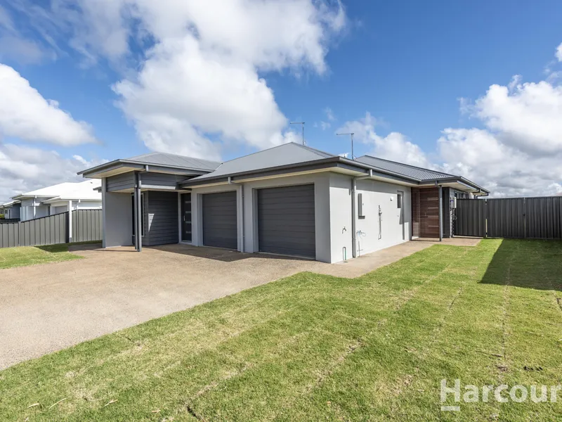 Charming 2-Bedroom Duplex in Popular Woodgate Beachside Village