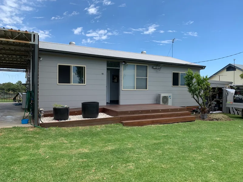 SOMERTON - Renovated 3 Bedroom Home