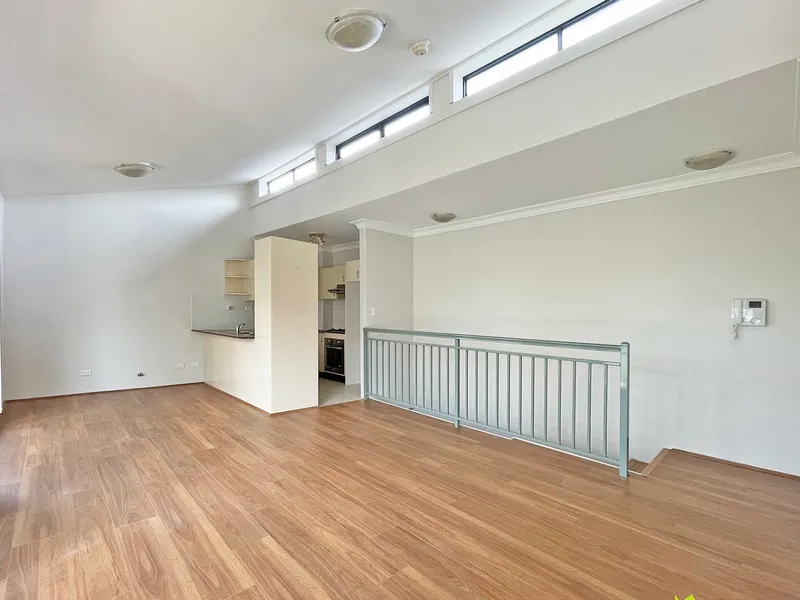 WHAT AN IMPRESSIVE PROPERTY!