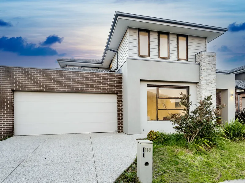 Stunning home in the Saltwater Estate