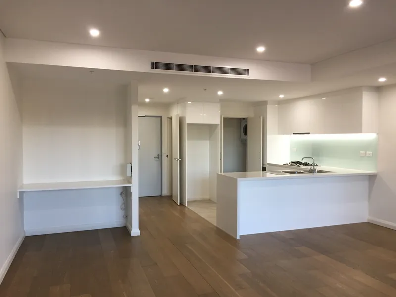 Well designed and built modern 2 Bedroom apartment