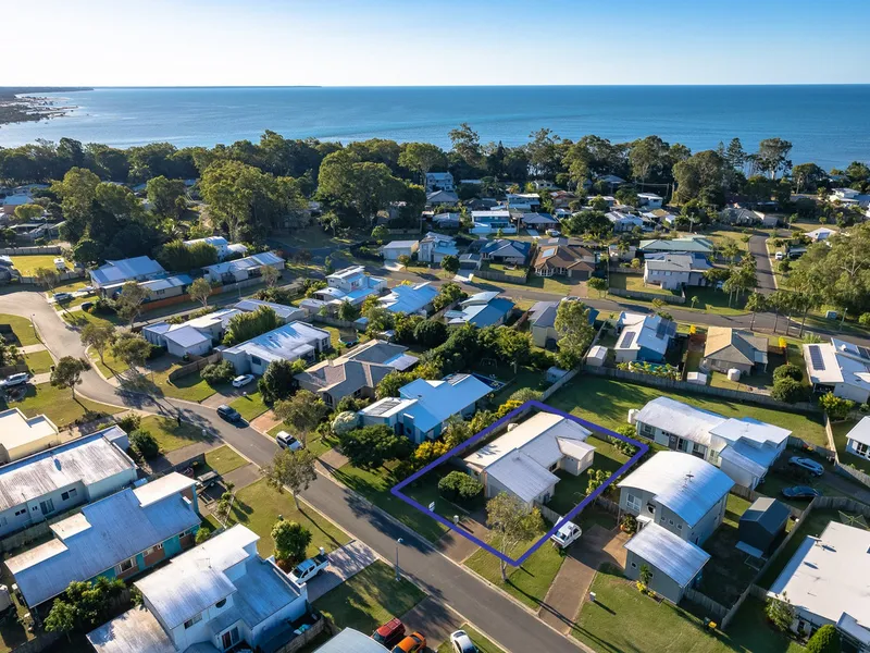 Now Vacant! Come And Live By The Beach At Toogoom!