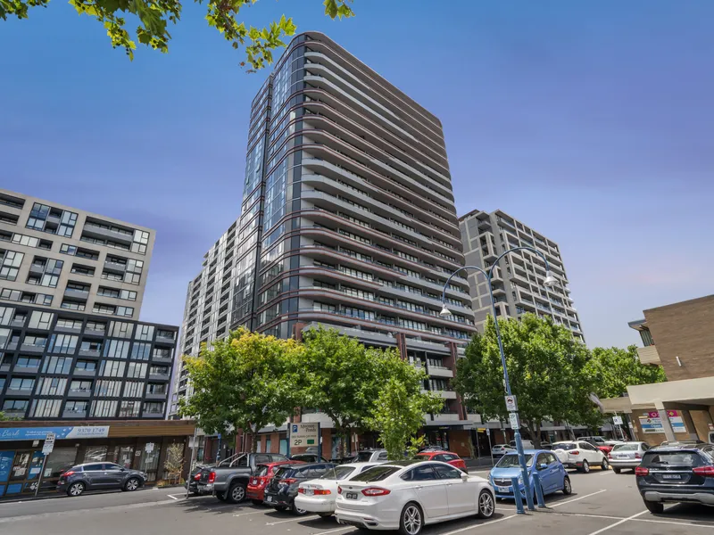 Units 1026 & 2107 Available | Fabulous vistas and premium facilities