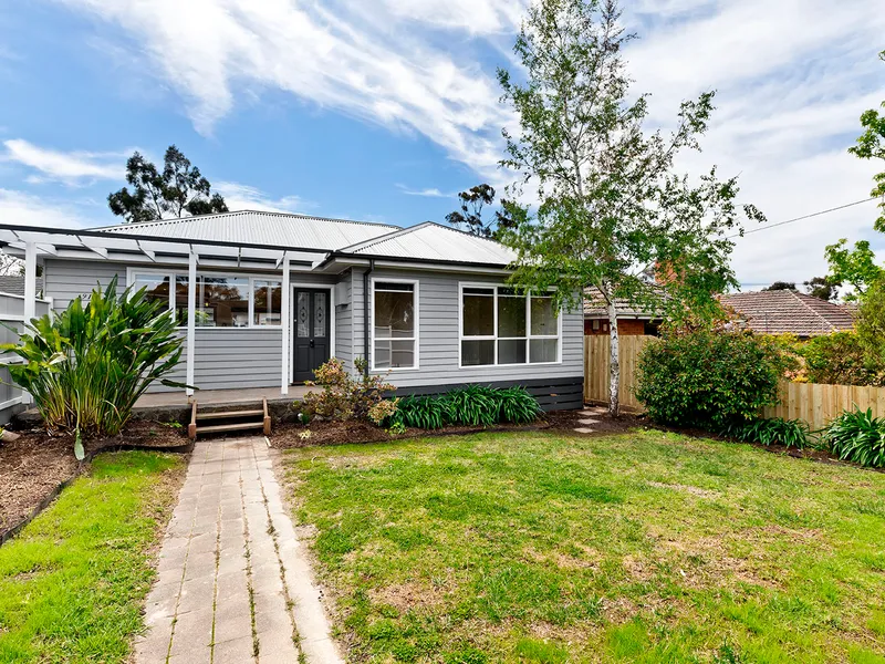 Stunningly Renovated Weatherboard!