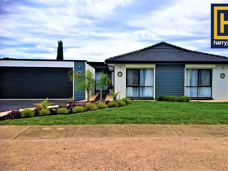 Beautiful House + Great Location