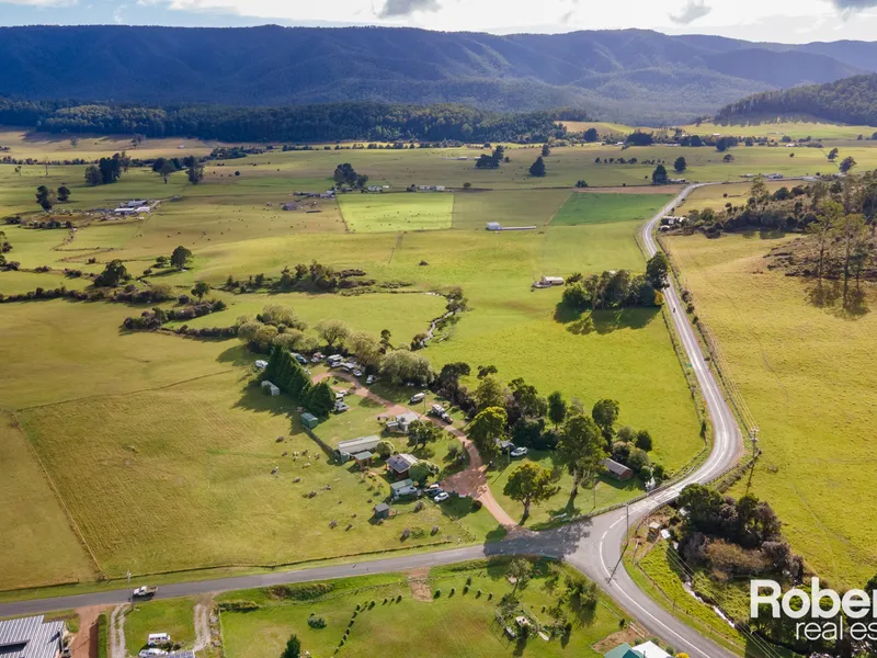 Home plus Caravan Park