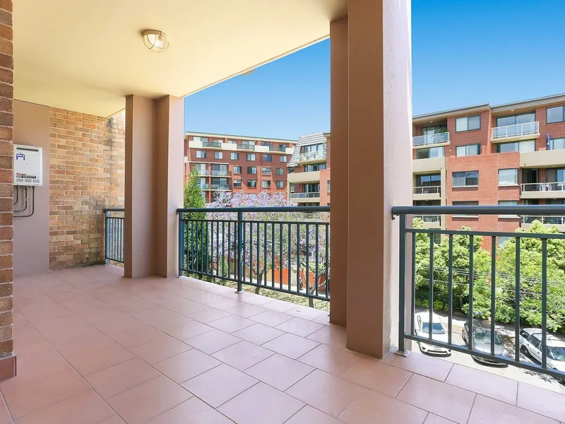 Spacious 2 Bedroom Apartment In Prime Erskineville Setting