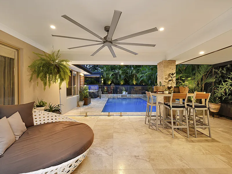 Luxurious renovated family home hidden in tranquil oasis *Please Bring a Mask *