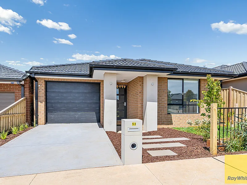 Low Maintenance Family Home!