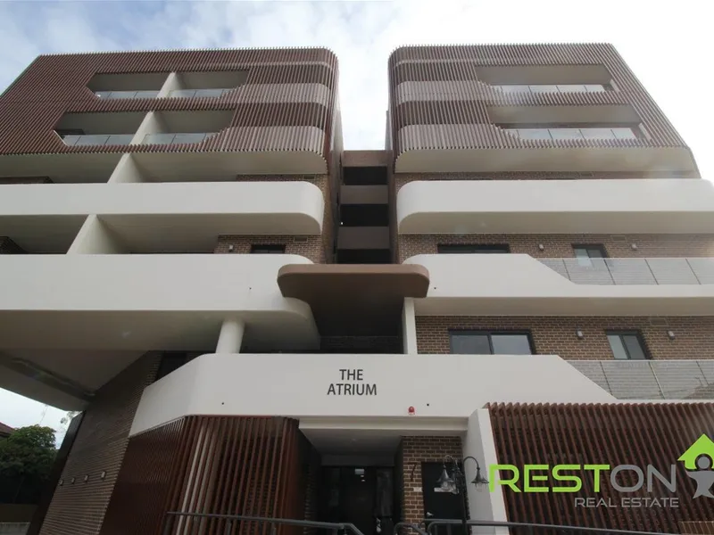 BRAND NEW LUXURY APARTMENT