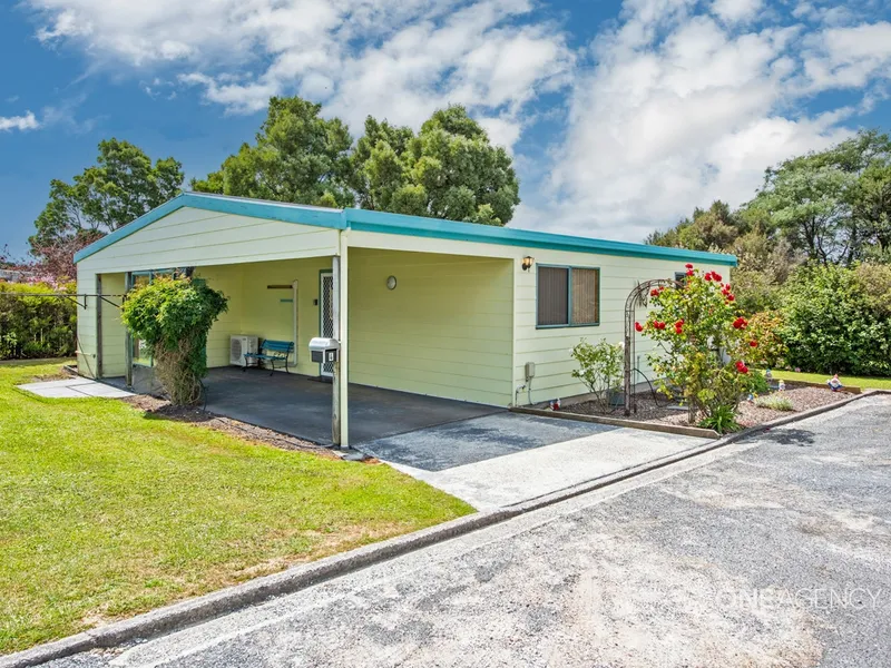 Neat & Private Unit - The Ideal Place To Invest Or Retire