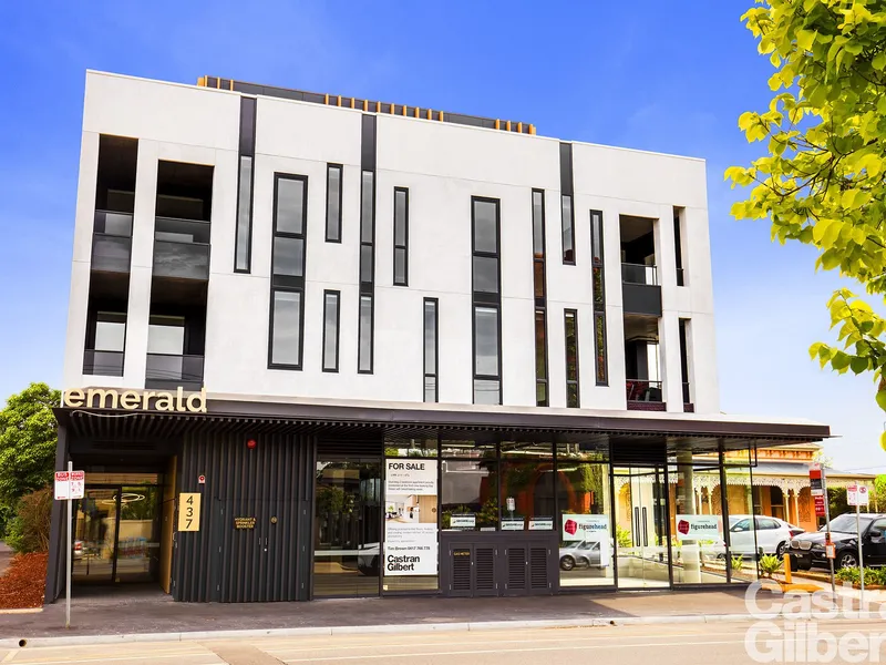 MODERN TWO BEDROOM APARTMENT IN BRIGHTON