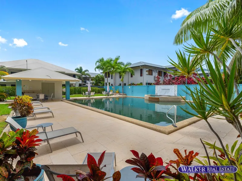 SPACIOUS APARTMENT IN GORGEOUS COMPLEX