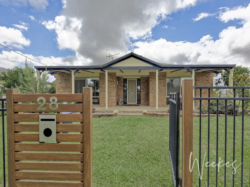 PROMINENT TWO STREET FRONTAGE - SHEDS WON'T DISAPPOINT!