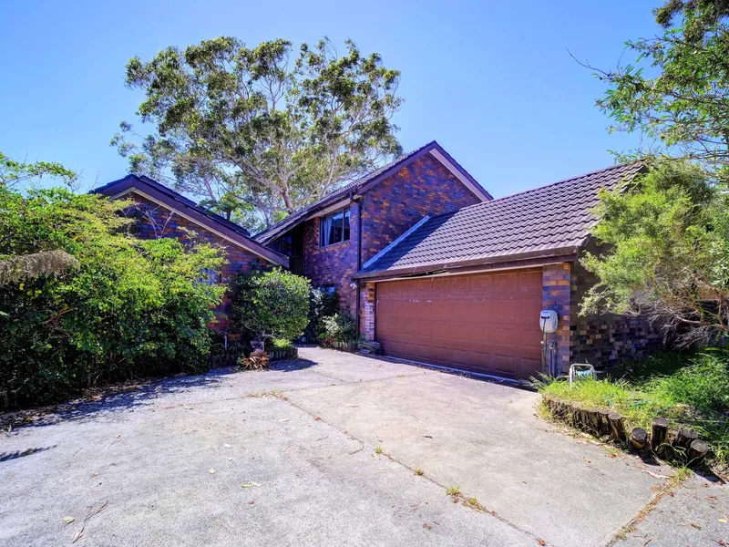 Large Family Home Situated In Tuncurry.
