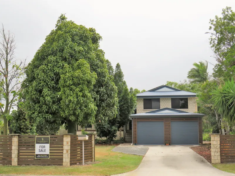 FABULOUS FAMILY HOME - RIGHT ON THE MARY RIVER 1010m2