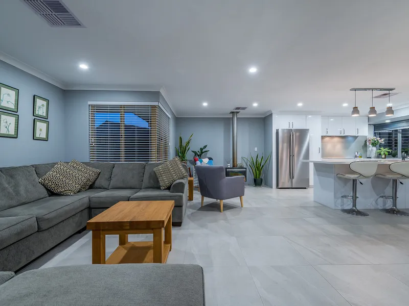 Cul De Sac Location!