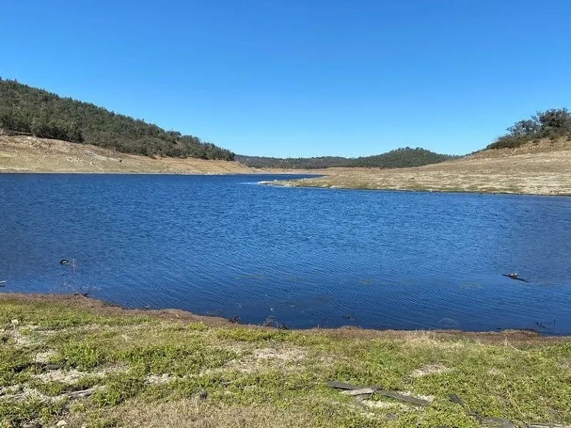 GLENLYON DAM FRONTAGE