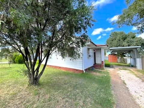 Cute Cottage - Available Now!