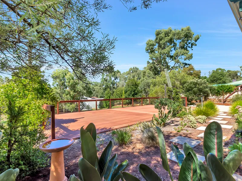 UNDER OFFER - Come to the Hills!