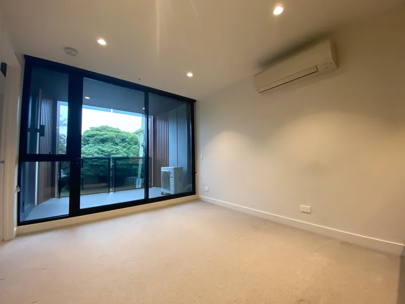 Glen Iris Luxury Boutique-Style Two-Bedroom Apartment with Car Park Available for Lease
