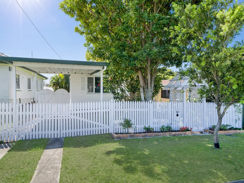 Beachy Cottage with Timeless Charm & Great Location!