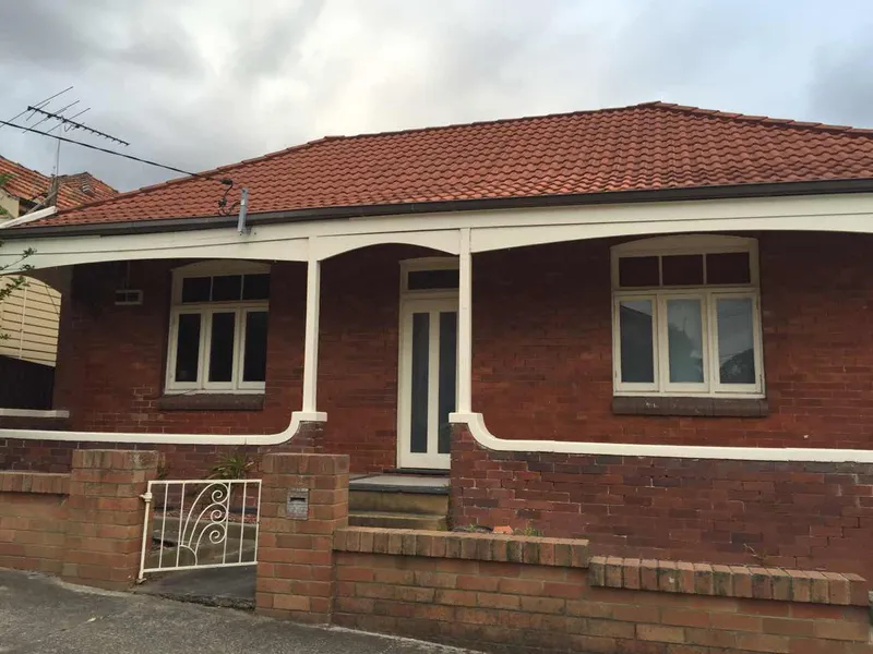 ONE BEDROOM ONE BATHROOM ONE KITCHEN SHARED HOUSE