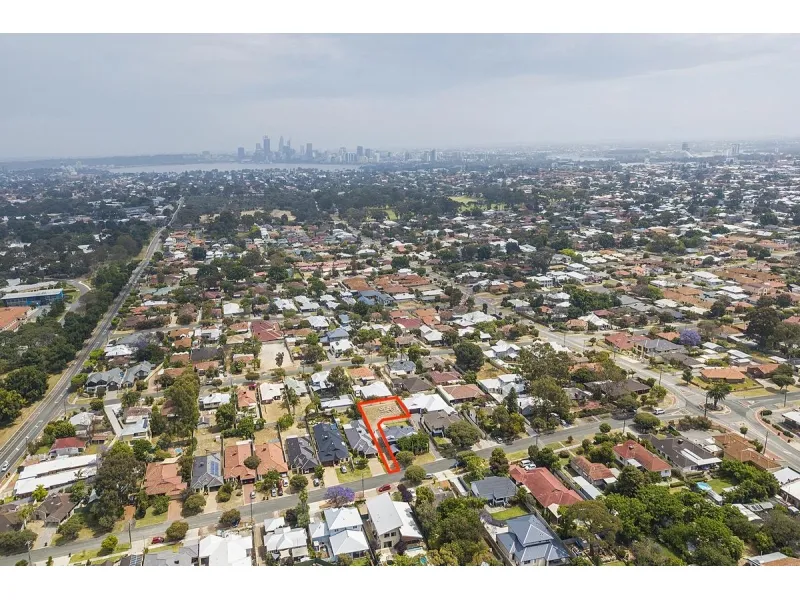 PROBABLY THE CHEAPEST BLOCK IN EAST VIC PARK (with views) 