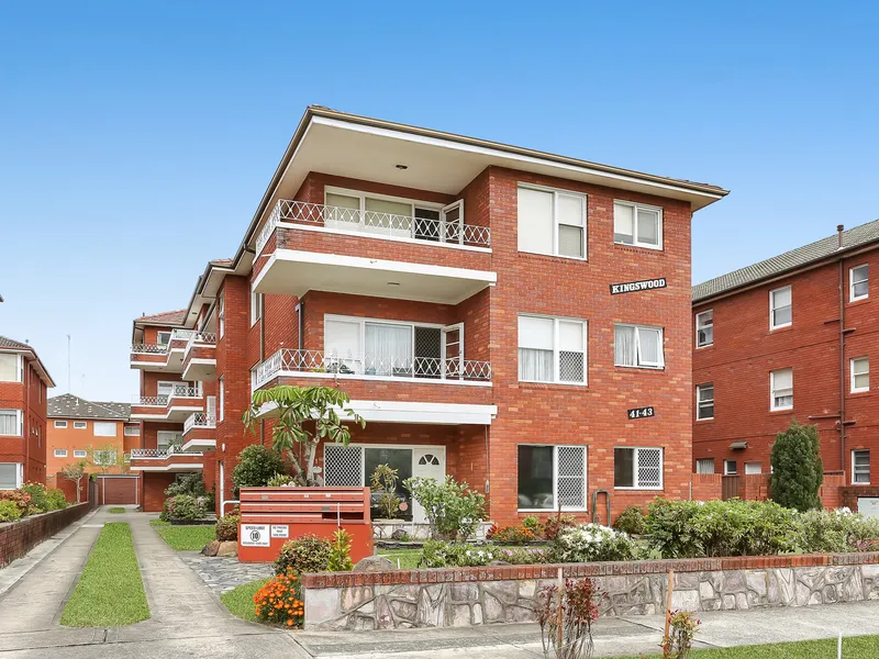 Stylish Entertainer Close to Local Attractions