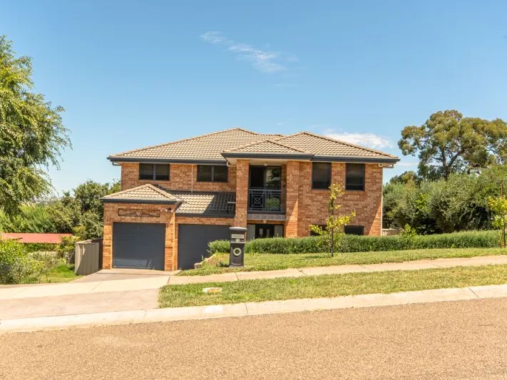 Contemporary Living in the Heart of Yass