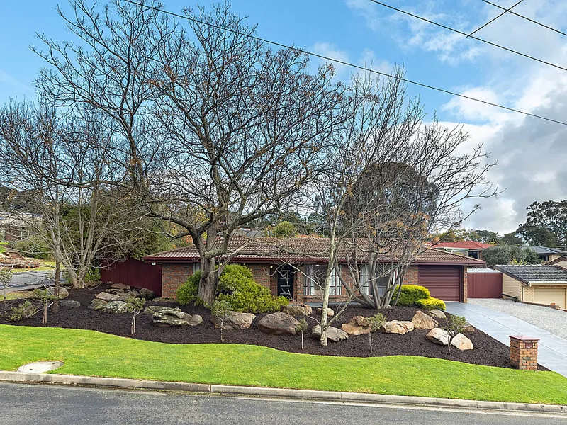 Prestigious corner allotment in a great location!